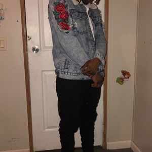 Meet your Posher, Deangelo